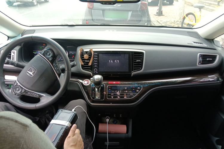 Used Honda Odyssey 2019 2.0L Rui·Zhi Zhen Edition Center Console