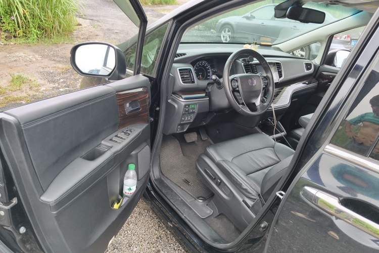 Used Honda Odyssey 2019 2.0L Rui·Zhi Zhen Edition Driver Seat