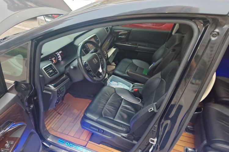 Used Honda Odyssey 2019 2.0L Rui-Zunxiang Edition Driver Seat