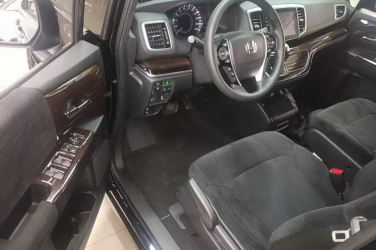 Used Honda Odyssey 2019 2.0L Rui-Changxiang Edition Driver Seat