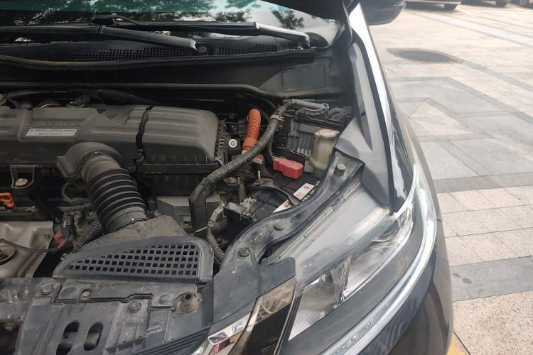 Used Honda Odyssey 2019 2.0L Rui·Smart Edition Engine Bay Left