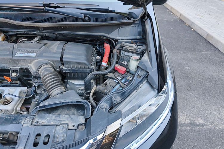 Used Honda Odyssey 2019 2.0L Rui·Zhi Zhen Edition Engine Bay Left