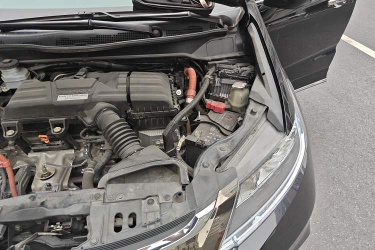 Used Honda Odyssey 2019 2.0L Rui·Smart Edition Engine Bay Left