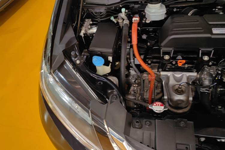 Used Honda Odyssey 2019 2.0L Rui-Zunxiang Edition Engine Bay Right