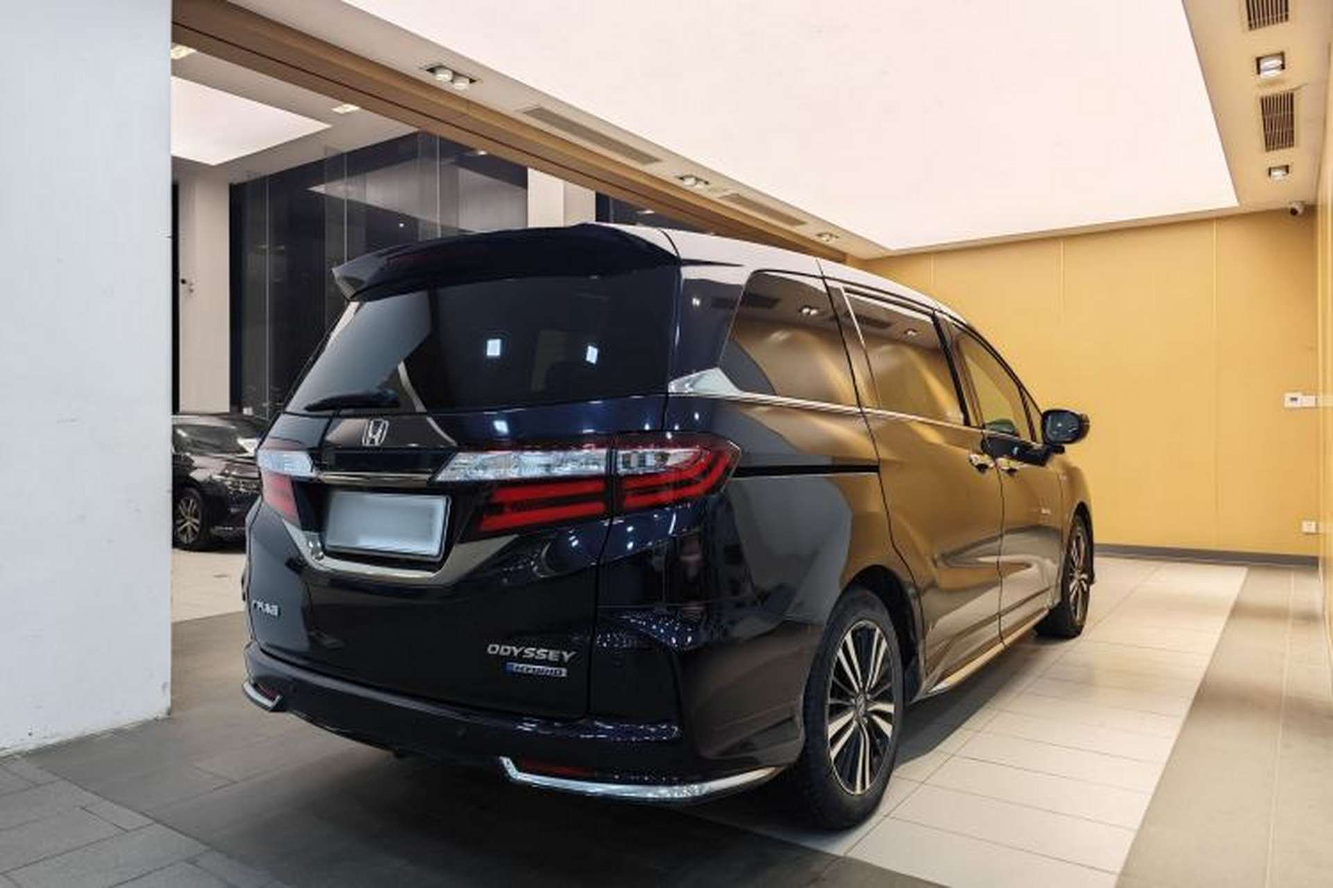Used Honda Odyssey 2019 2.0L Rui-Zunxiang Edition Exterior 10