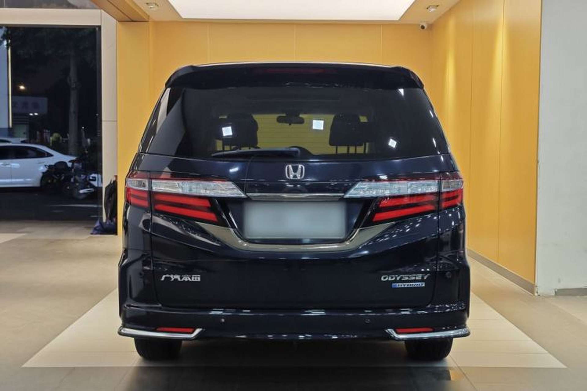 Used Honda Odyssey 2019 2.0L Rui-Zunxiang Edition Exterior 12