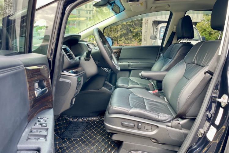 Used Honda Odyssey 2019 2.0L Rui-Zunxiang Edition Exterior 13