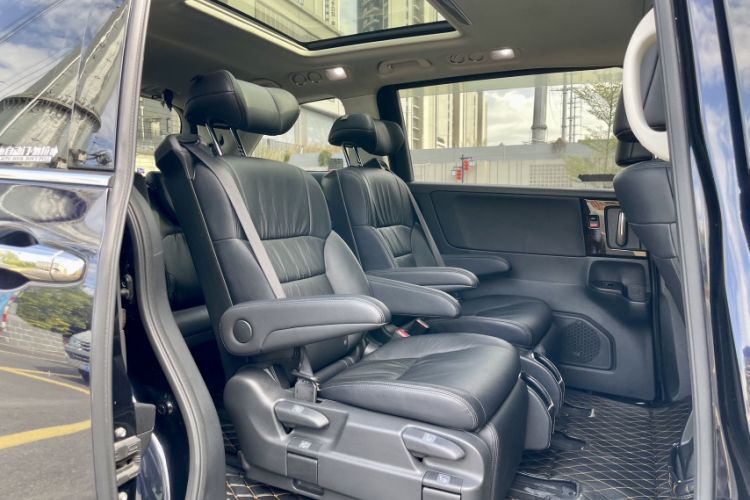 Used Honda Odyssey 2019 2.0L Rui-Zunxiang Edition Exterior 15