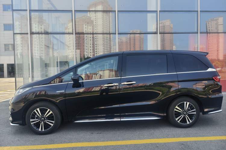 Used Honda Odyssey 2019 2.0L Rui·Zhi Zhen Edition Exterior 4
