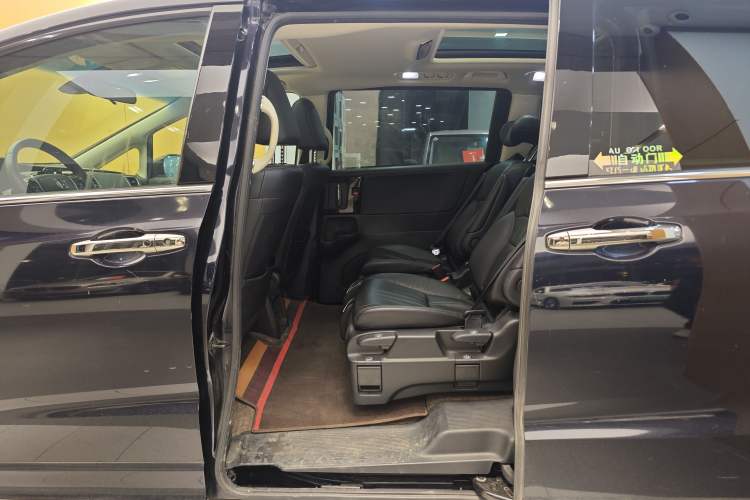 Used Honda Odyssey 2019 2.0L Rui-Zunxiang Edition Exterior 7