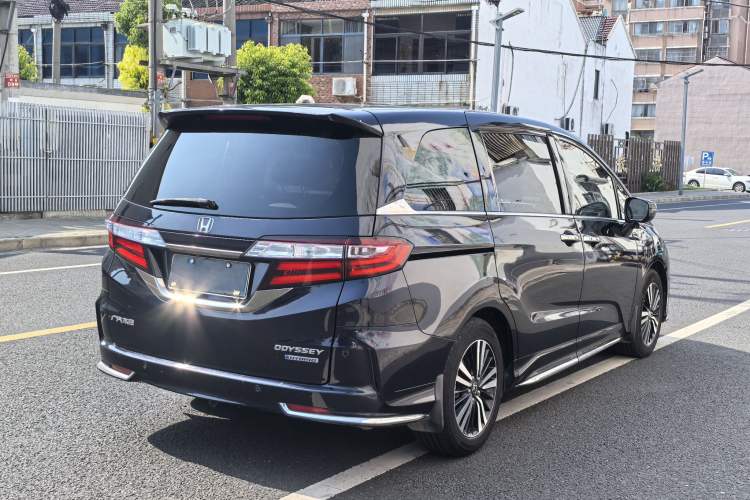 Used Honda Odyssey 2019 2.0L Rui·Zhi Zhen Edition Exterior 7