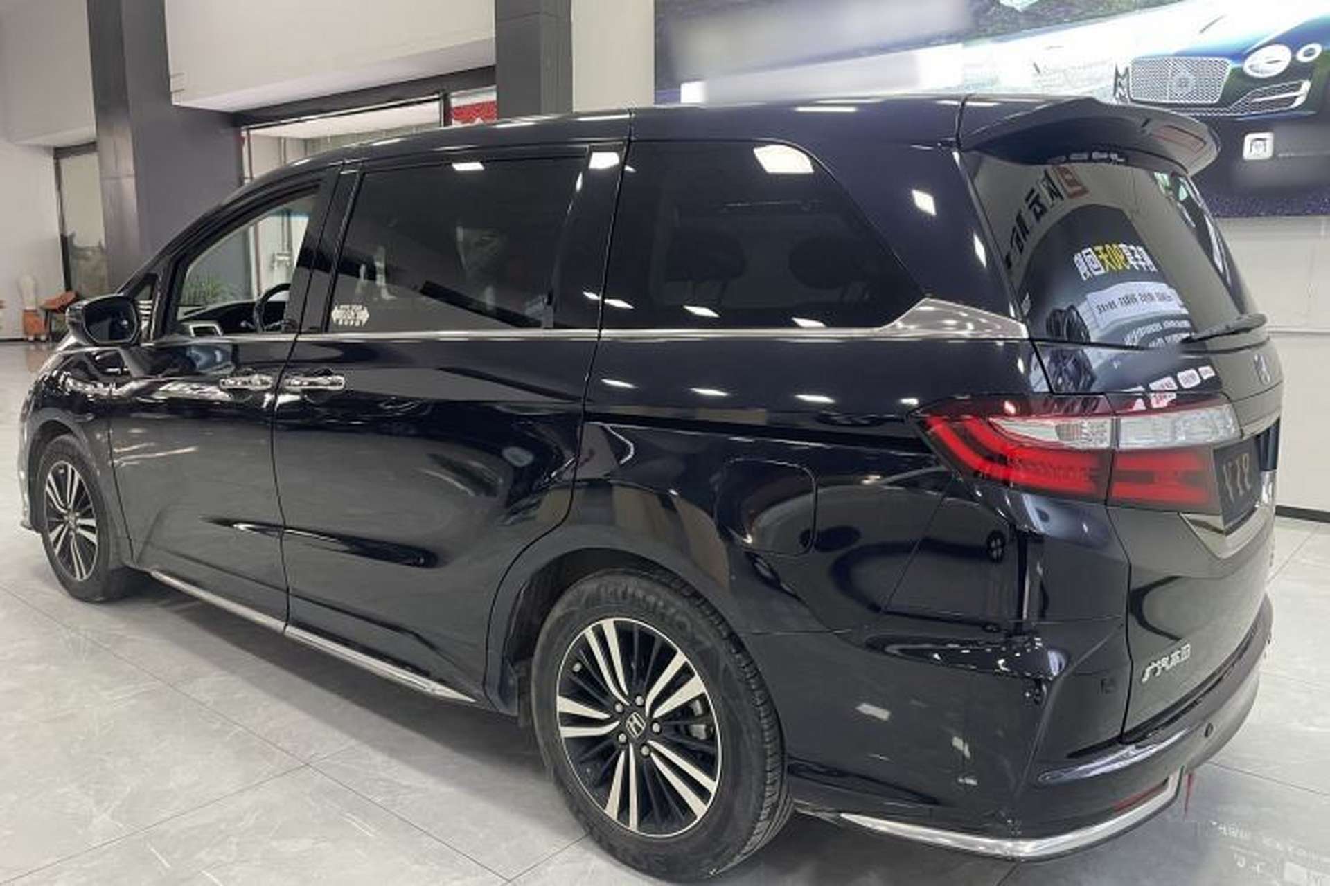 Used Honda Odyssey 2019 2.0L Rui·Zhi Zhen Edition Exterior 8