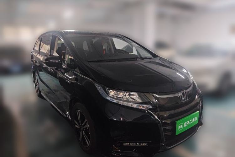 Used Honda Odyssey 2019 2.0L Rui-Zunxiang Edition Front Right 45 Deg