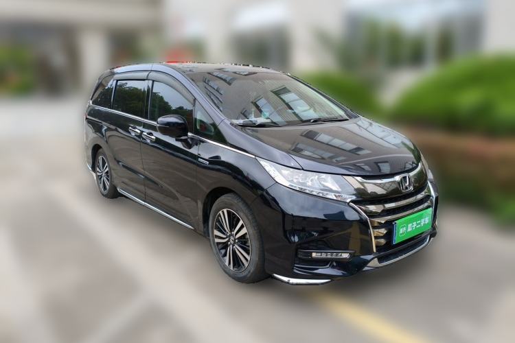Used Honda Odyssey 2019 2.0L Rui-Zunxiang Edition Front Right 45 Deg
