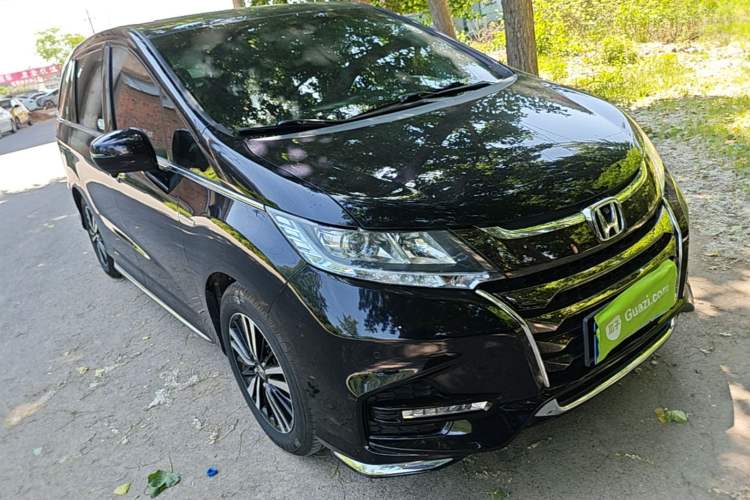 Used Honda Odyssey 2019 2.0L Rui·Smart Edition Front Right 45 Deg