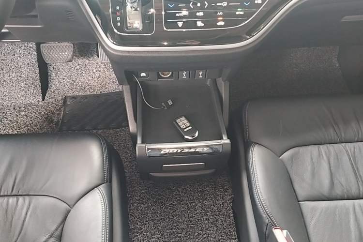 Used Honda Odyssey 2019 2.0L Rui·Zhi Zhen Edition Gear Lever