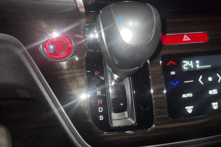 Used Honda Odyssey 2019 2.0L Rui-Zunxiang Edition Gear Lever