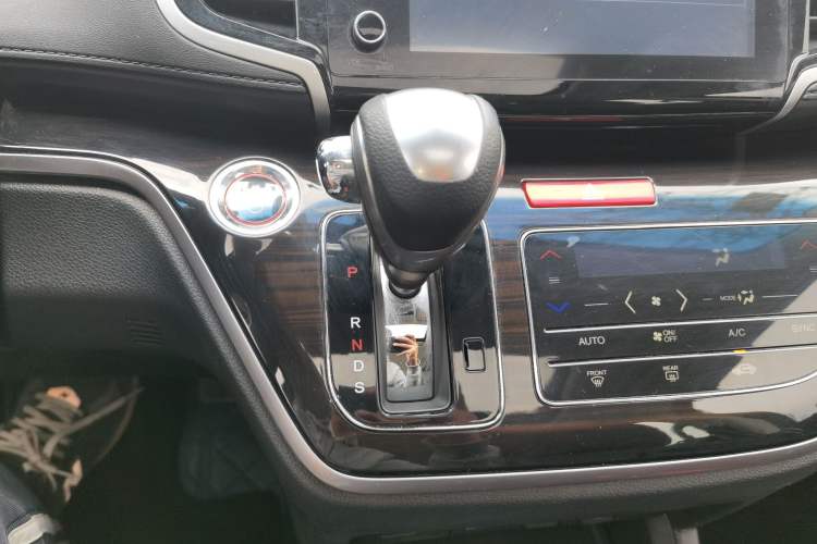 Used Honda Odyssey 2019 2.0L Rui·Smart Edition Gear Lever