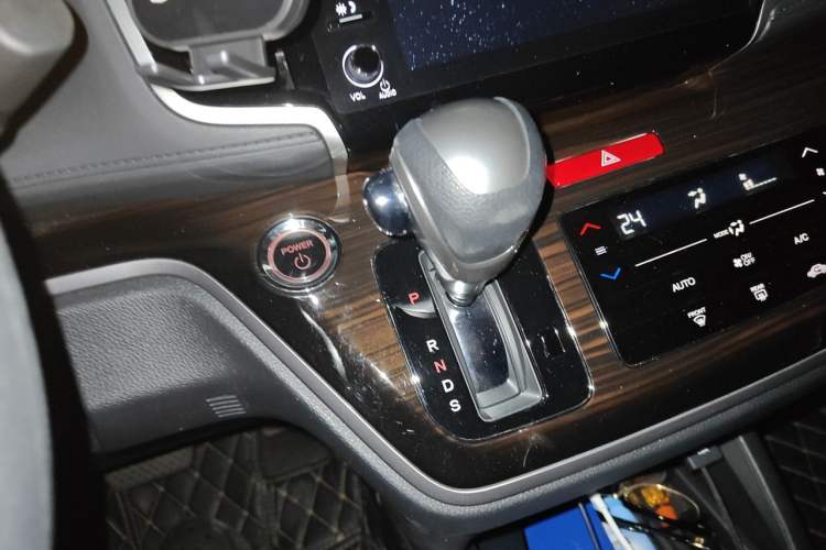 Used Honda Odyssey 2019 2.0L Rui-Changxiang Edition Gear Lever