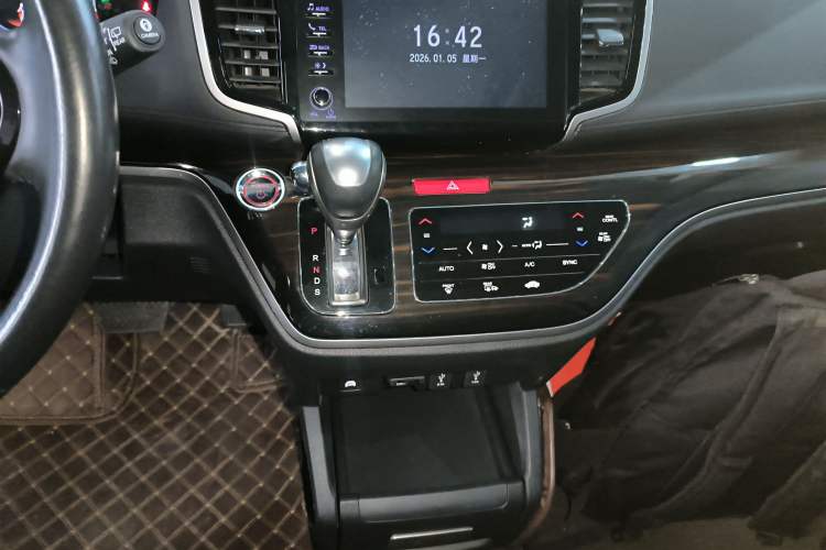 Used Honda Odyssey 2019 2.0L Rui·Zhi Zhen Edition Gear Lever