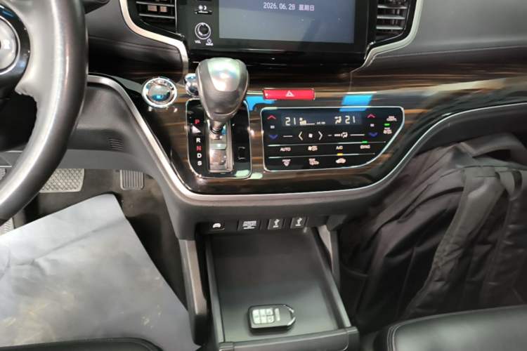 Used Honda Odyssey 2019 2.0L Rui·Zhi Zhen Edition Gear Lever