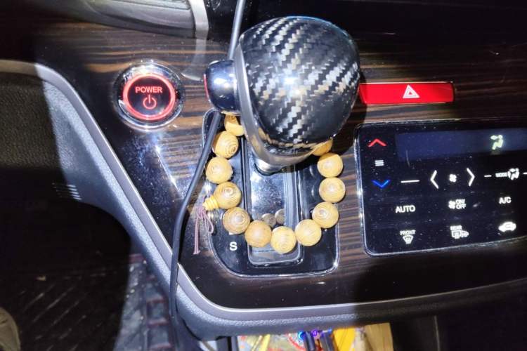 Used Honda Odyssey 2019 2.0L Rui·Zhi Zhen Edition Gear Lever