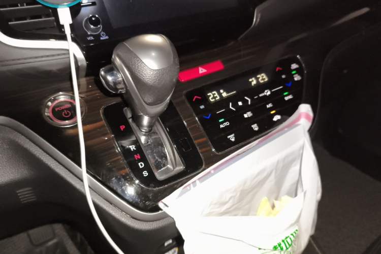 Used Honda Odyssey 2019 2.0L Rui·Smart Edition Gear Lever