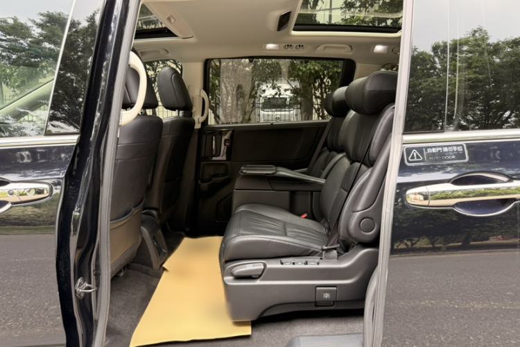 Used Honda Odyssey 2019 2.0L Rui·Zhi Zhen Edition Interior 5