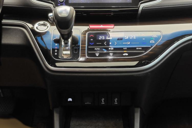 Used Honda Odyssey 2019 2.0L Rui-Zunxiang Edition Interior 7