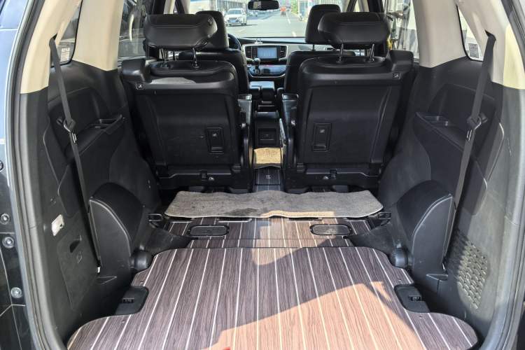 Used Honda Odyssey 2019 2.0L Rui·Zhi Zhen Edition Interior 8
