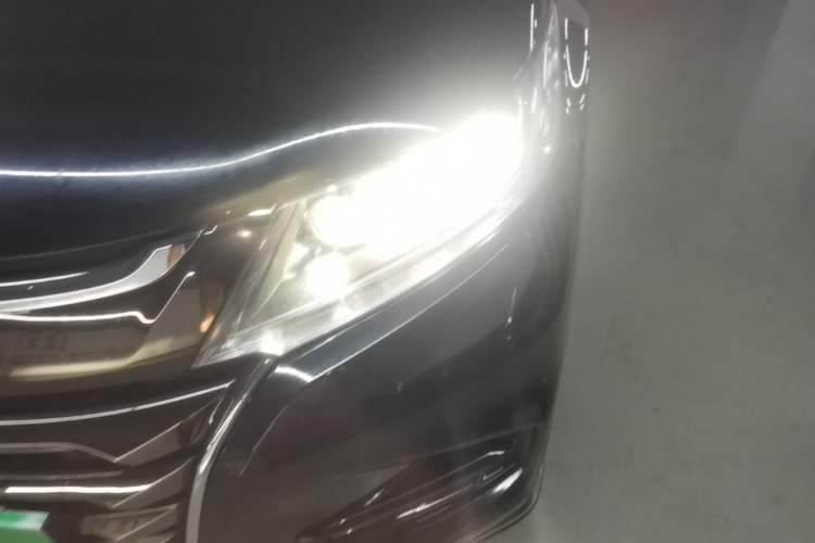 Used Honda Odyssey 2019 2.0L Rui·Zhi Zhen Edition Left Front Headlight