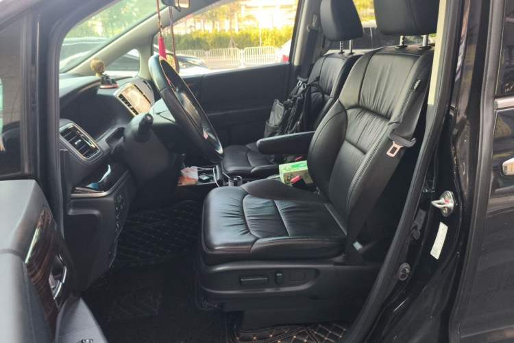 Used Honda Odyssey 2019 2.0L Rui-Zunxiang Edition Left Front Seat