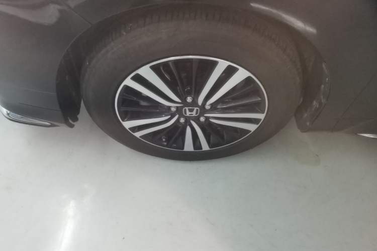 Used Honda Odyssey 2019 2.0L Rui·Zhi Zhen Edition Left Front Wheel Hub