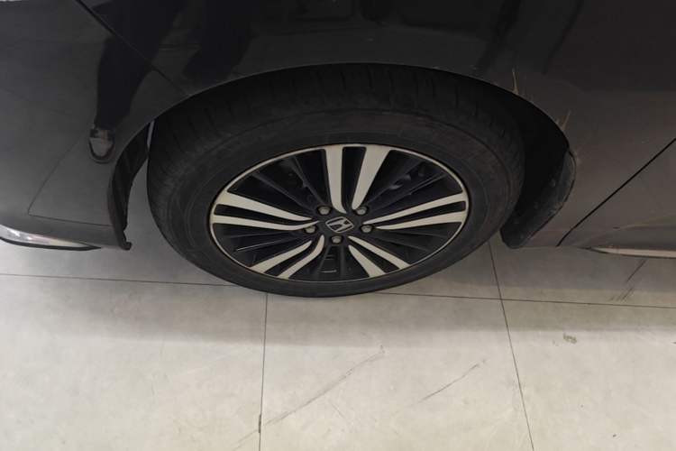 Used Honda Odyssey 2019 2.0L Rui·Smart Edition Left Front Wheel Hub