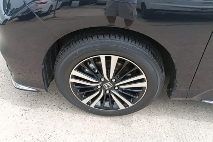 Used Honda Odyssey 2019 2.0L Rui·Zhi Zhen Edition Left Front Wheel Hub