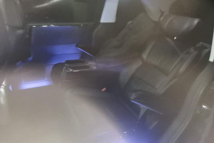 Used Honda Odyssey 2019 2.0L Rui·Zhi Zhen Edition Left Rear Seat