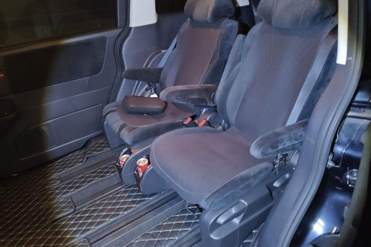 Used Honda Odyssey 2019 2.0L Rui-Changxiang Edition Left Rear Seat