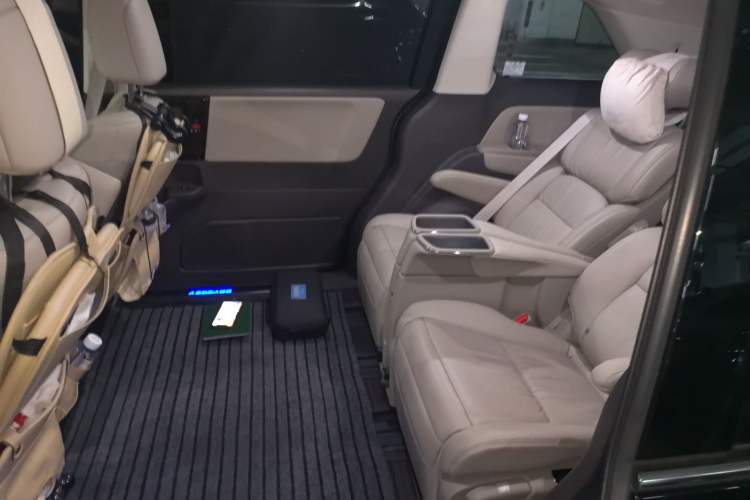 Used Honda Odyssey 2019 2.0L Rui·Zhi Zhen Edition Left Rear Seat