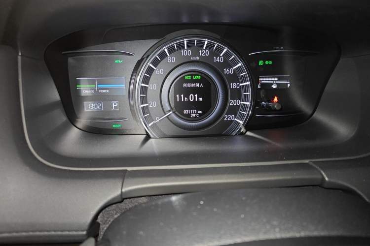 Used Honda Odyssey 2019 2.0L Rui-Changxiang Edition Odometer Close Up
