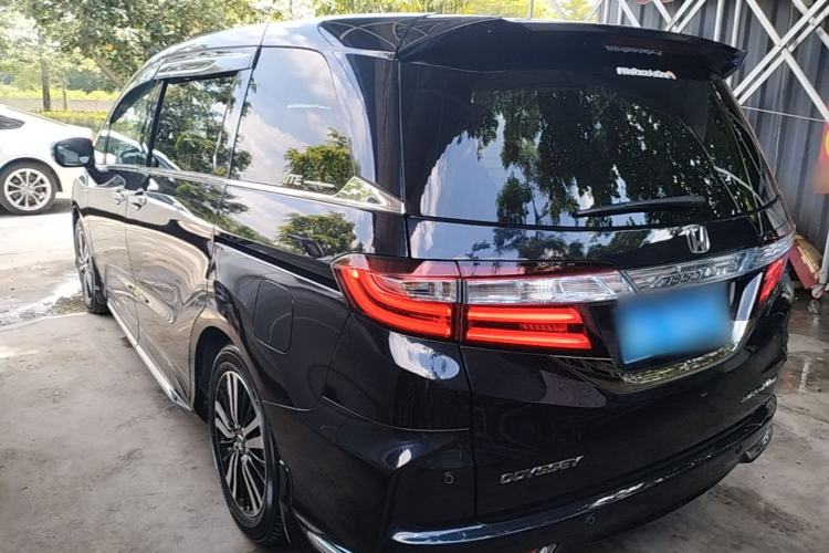 Used Honda Odyssey 2019 2.0L Rui·Zhi Zhen Edition Rear Left 45 Deg