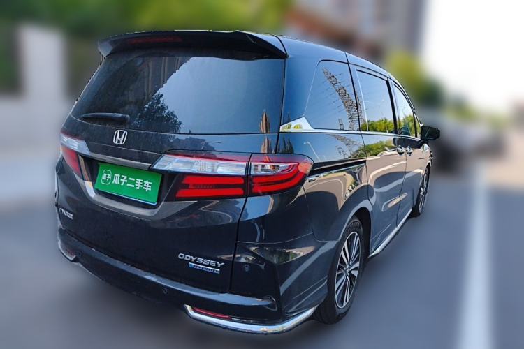 Used Honda Odyssey 2019 2.0L Rui·Zhi Zhen Edition Rear Right 45 Deg