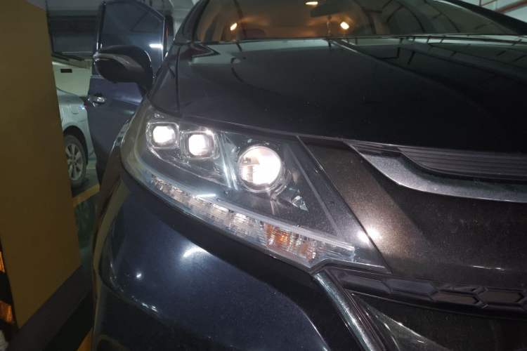 Used Honda Odyssey 2019 2.0L Rui-Changxiang Edition Right Front Headlight