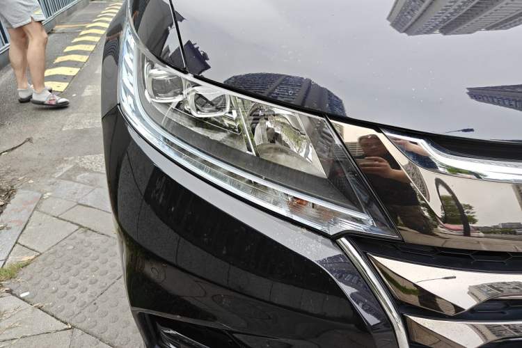 Used Honda Odyssey 2019 2.0L Rui·Smart Edition Right Front Headlight