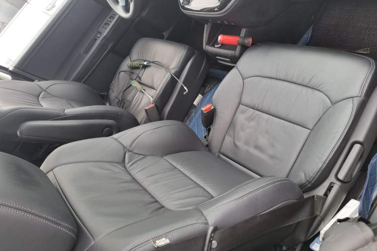 Used Honda Odyssey 2019 2.0L Rui·Smart Edition Right Front Seat