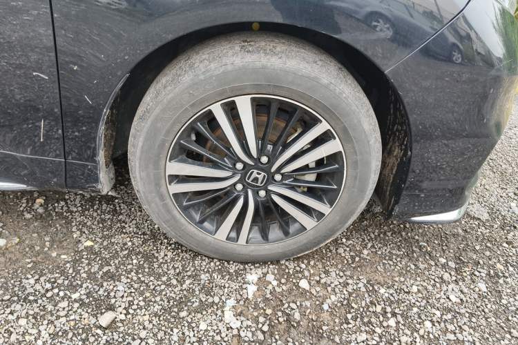 Used Honda Odyssey 2019 2.0L Rui·Zhi Zhen Edition Right Front Wheel Hub