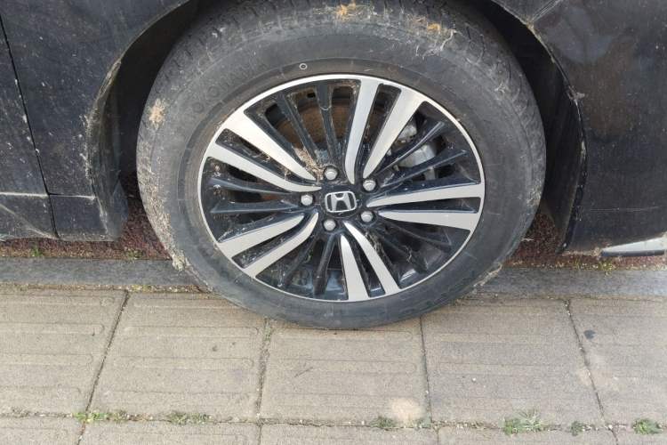 Used Honda Odyssey 2019 2.0L Rui·Smart Edition Right Front Wheel Hub
