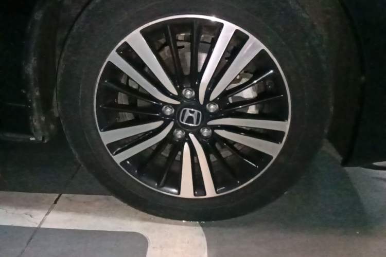 Used Honda Odyssey 2019 2.0L Rui·Smart Edition Right Front Wheel Hub