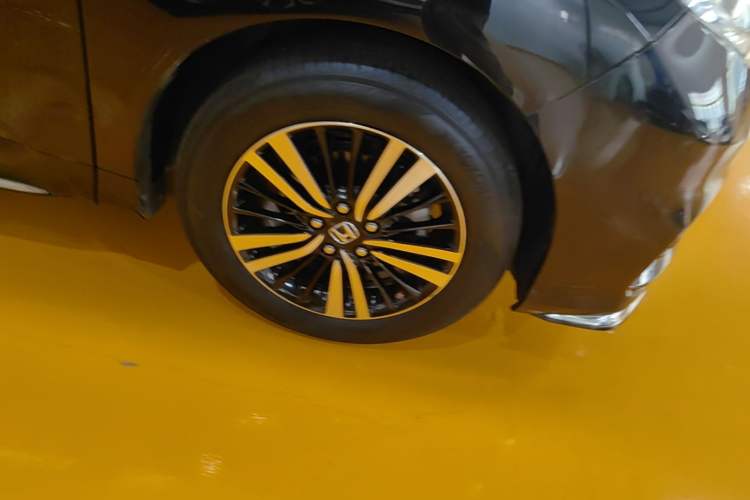 Used Honda Odyssey 2019 2.0L Rui-Zunxiang Edition Right Front Wheel Hub