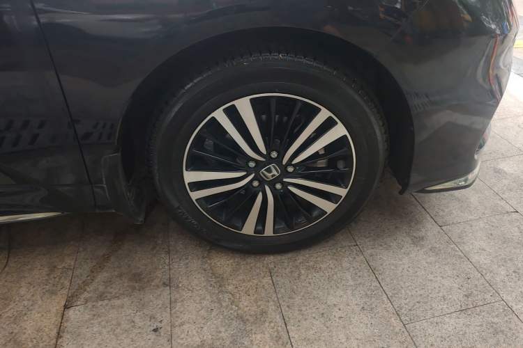 Used Honda Odyssey 2019 2.0L Rui·Smart Edition Right Front Wheel Hub