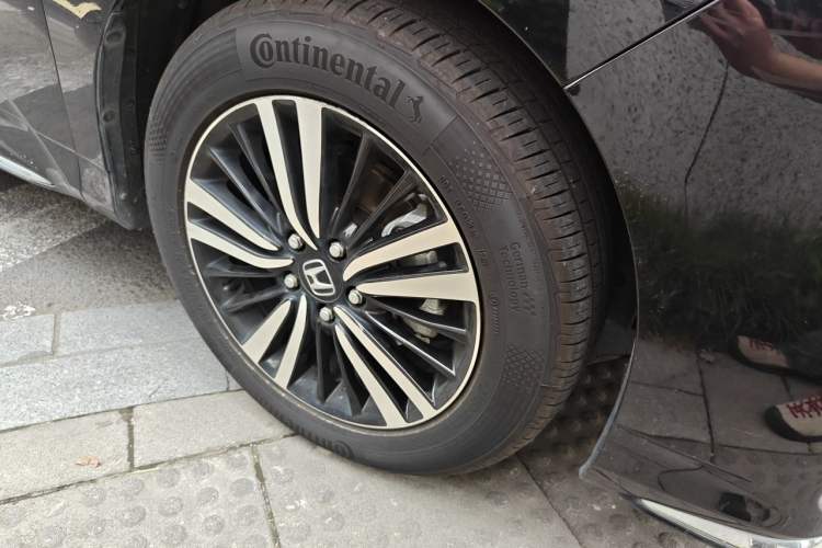 Used Honda Odyssey 2019 2.0L Rui·Smart Edition Right Front Wheel Hub